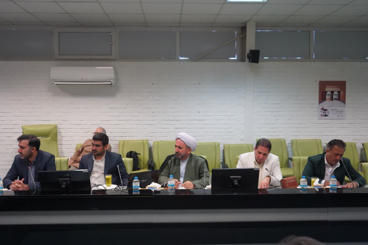 بازدید مدیرعامل شرکت شهرک‌های صنعتی استان البرز از شهرک دارویی برکت  