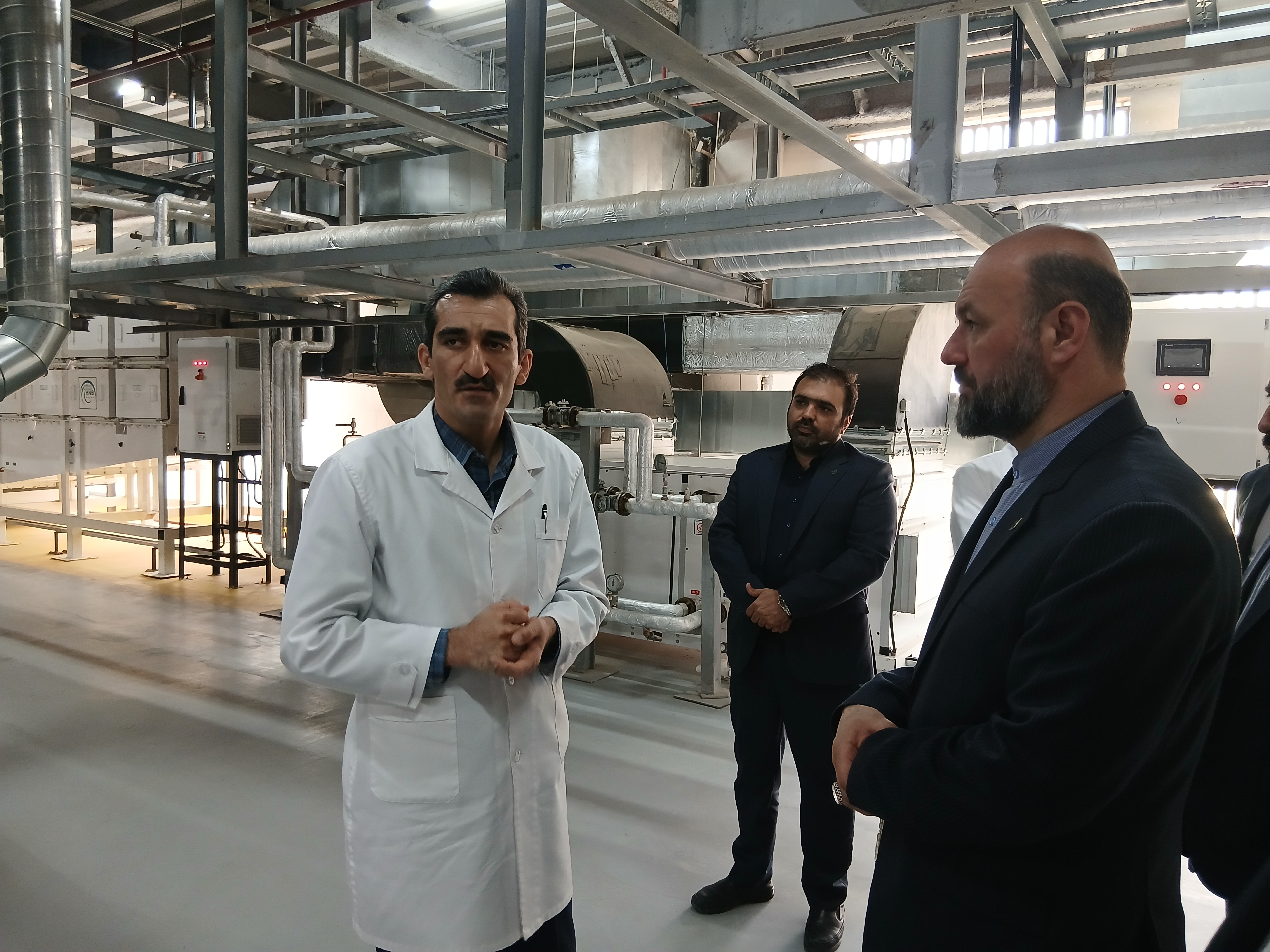 بازدید گروه مدیران شهرک دارویی برکت از شرکت نوآوران دارویی کیمیا