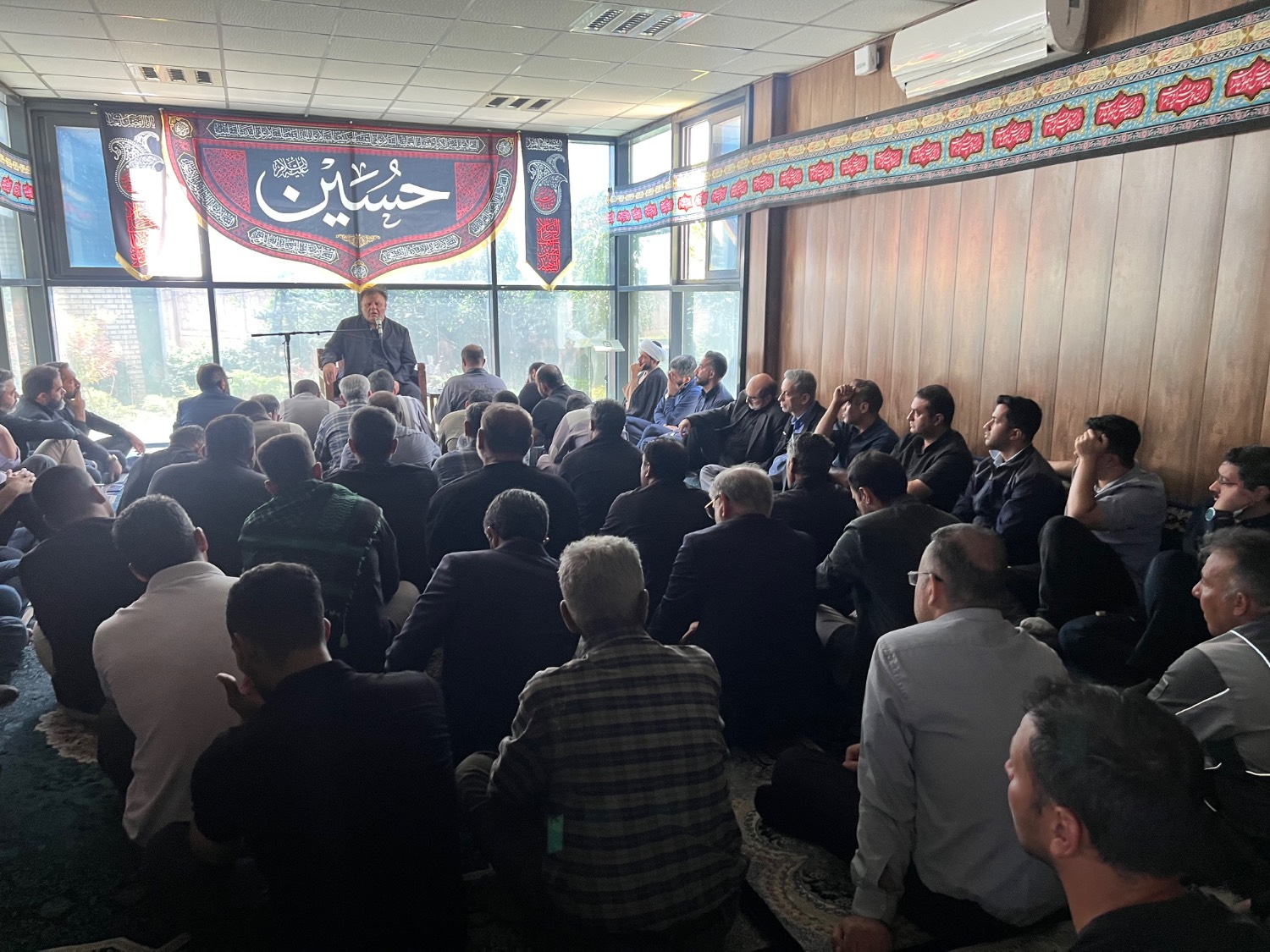 برگزاری ویژه برنامه ماه محرم شهرک صنعتی دارویی برکت