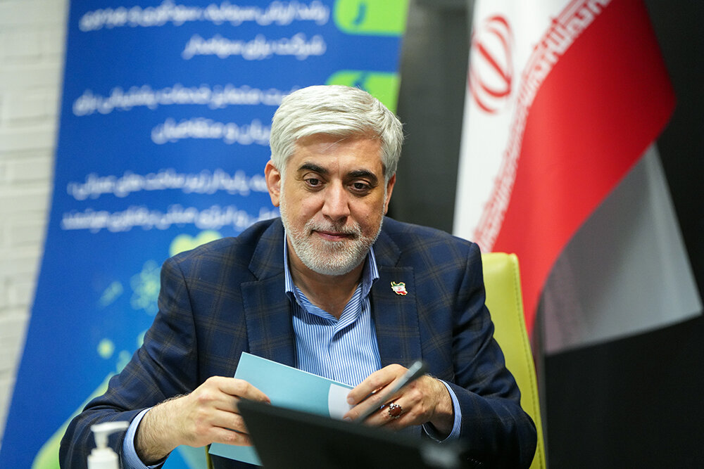 بازدید رئیس ستاد اجرایی فرمان حضرت امام از شهرک صنعتی دارویی برکت