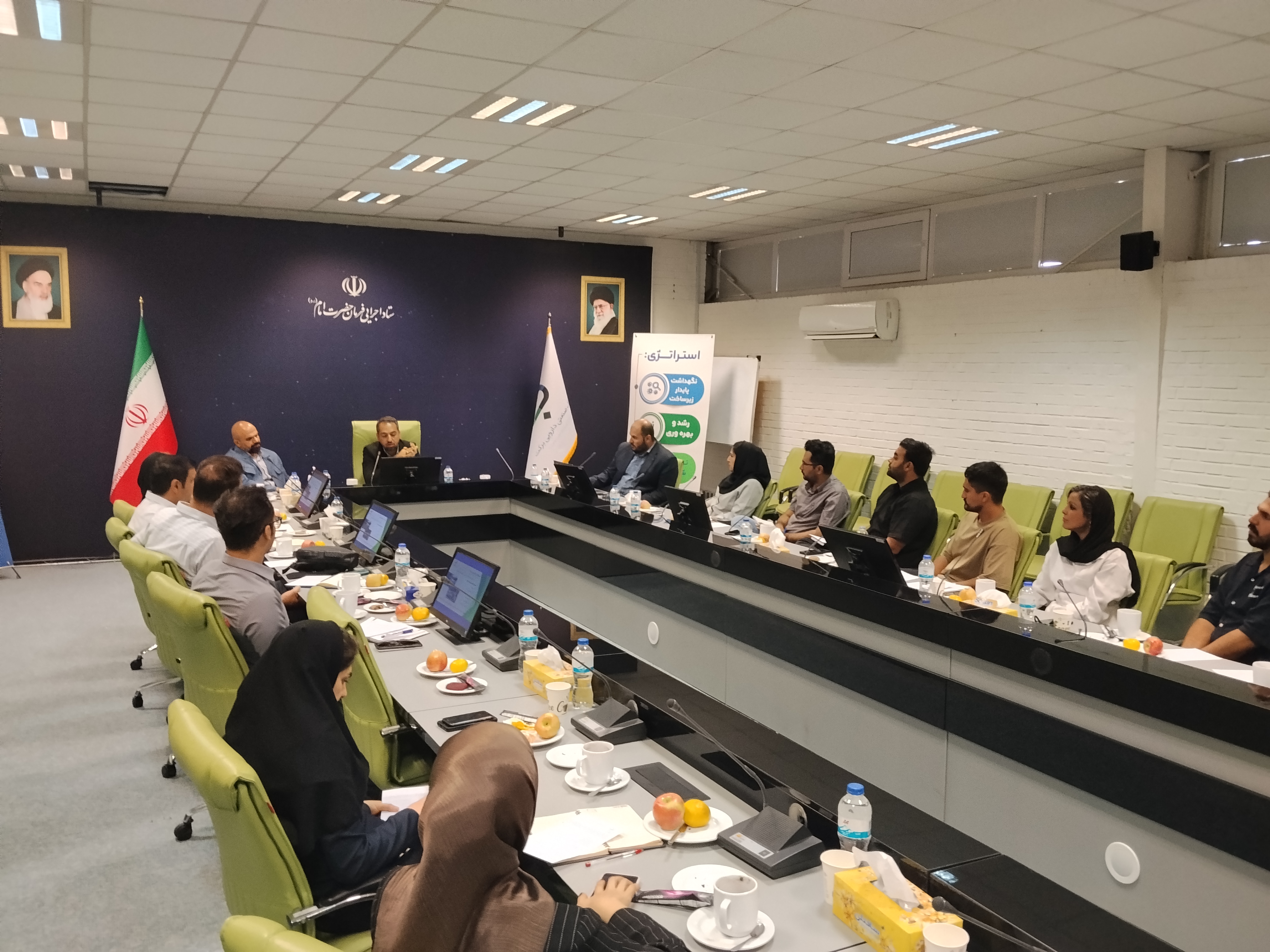 برگزاری نشست هم‌اندیشی مدیران HSE شرکت‌های مستقر در شهرک دارویی برکت به مناسبت روز ایمنی و بهداشت