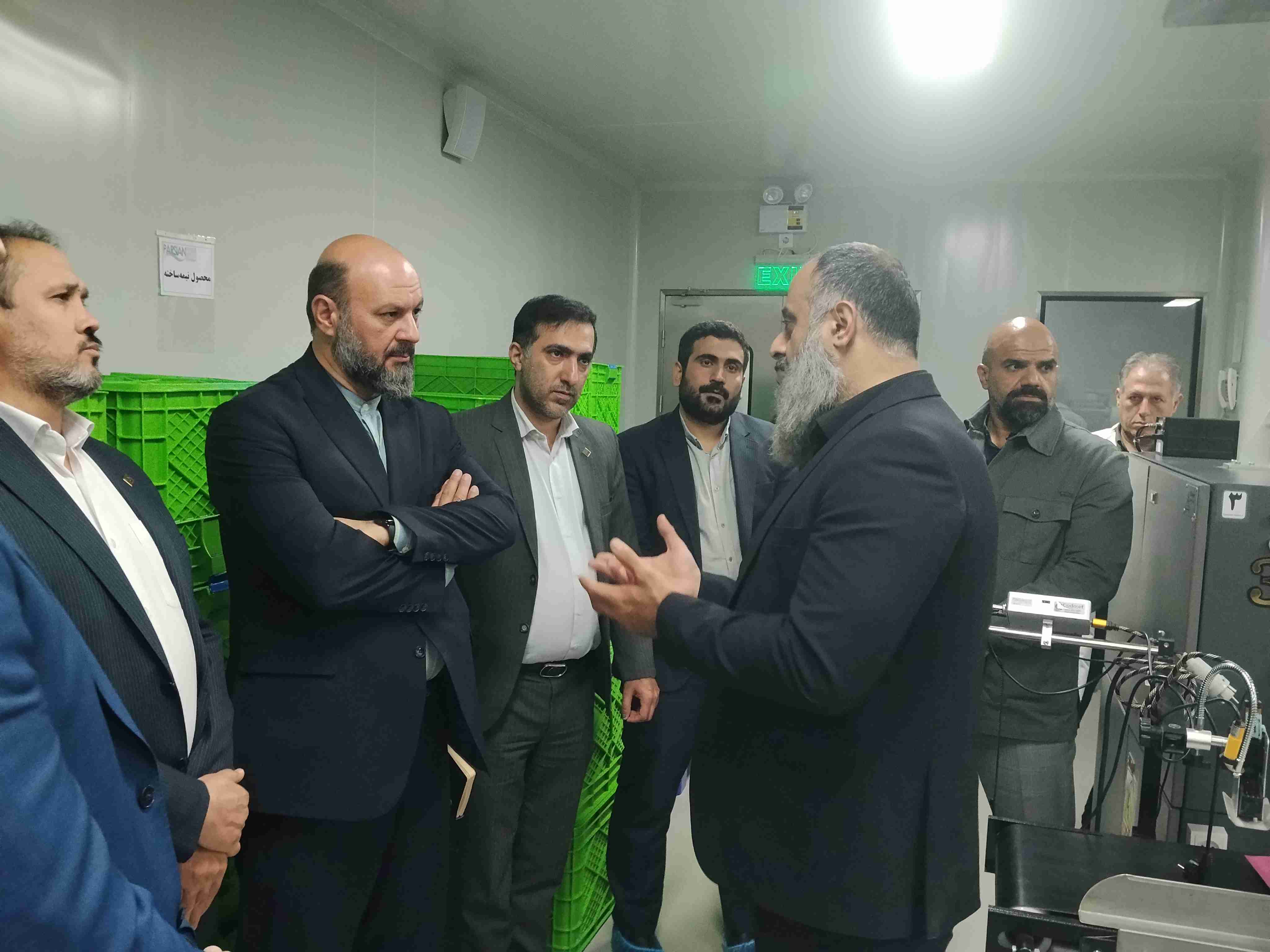 بازدید مدیرعامل شهرک دارویی برکت از شرکت پارسیان گیتی ایرانیان؛ تاکید بر نقش کلیدی تولیدکنندگان تجهیزات پزشکی و آزمایشگاهی در زنجیره سلامت کشور
